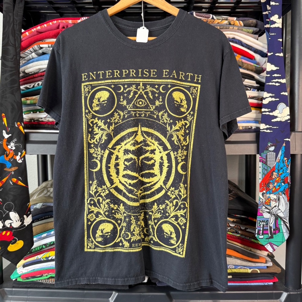 Modern Black Enterprise Earth Occult Graphic Band T-Shirt Medium